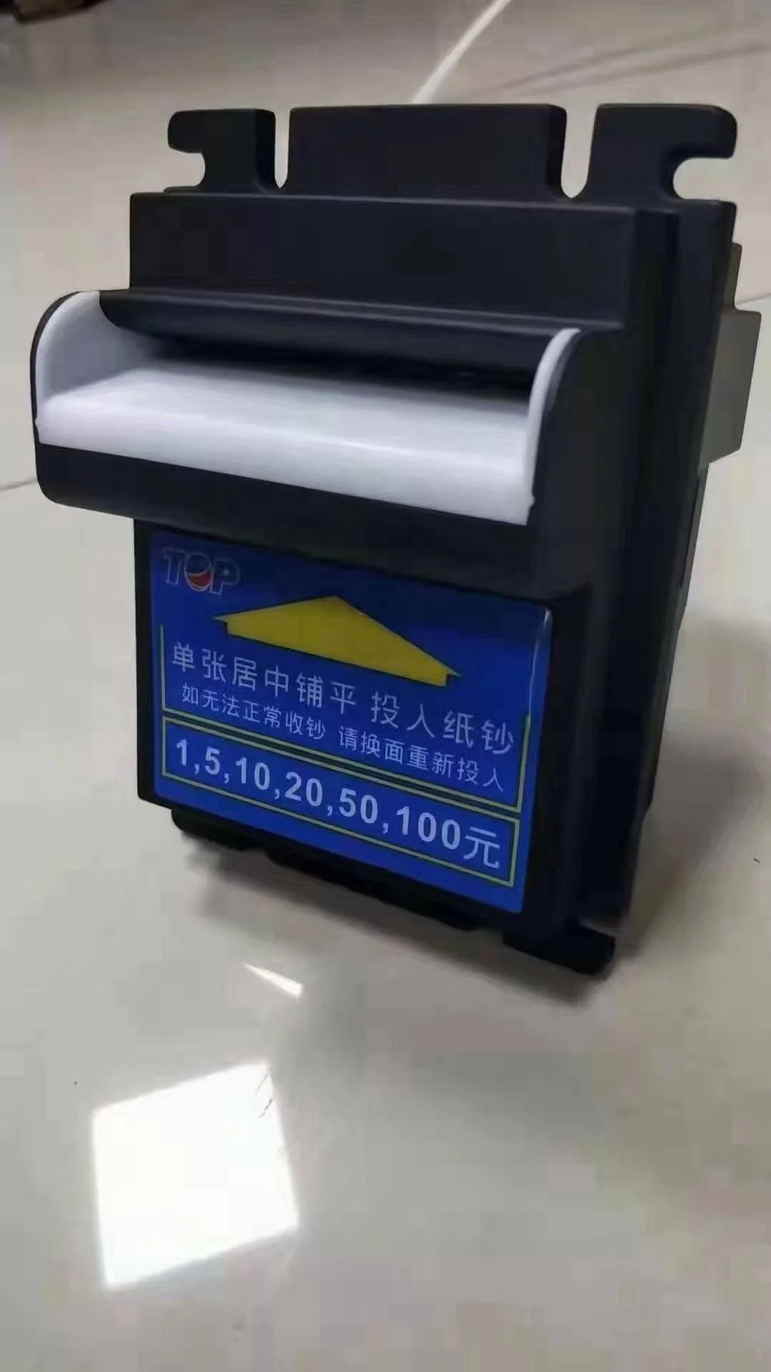 Vending Q - # acceptor del validatore di banconote