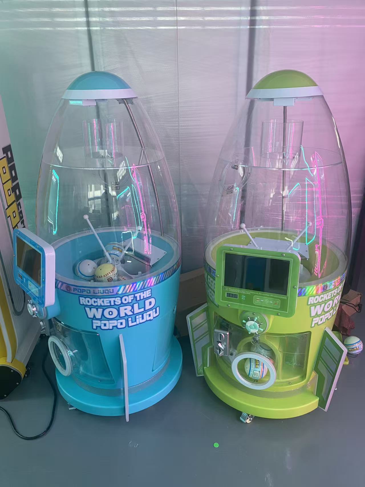 Distributore Automatico di Cap - Prize Capsule Toy Machine recensione e prezzo