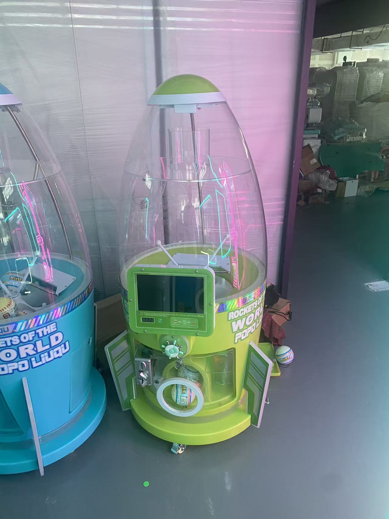 Distributore Automatico di Cap - Prize Capsule Toy Machine recensione e prezzo